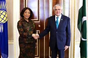 Deputy Prime Minister/Foreign Minister, Senator Mohammad Ishaq Dar meets with the Commonwealth Secretary‑General Shirley Ayorkor Botchwey