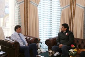 Guinness World Record holder Talha Waheed Calls on Dr Mohammad Faisal